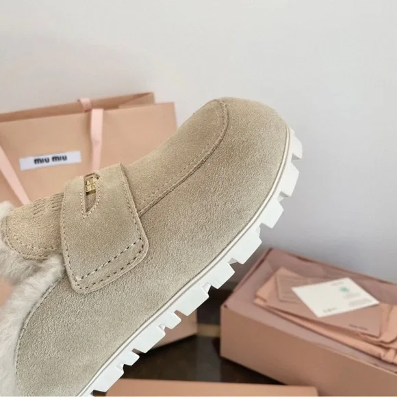 Miu Miu Beige Fur-Lined Slippers - Picture 5 of 9